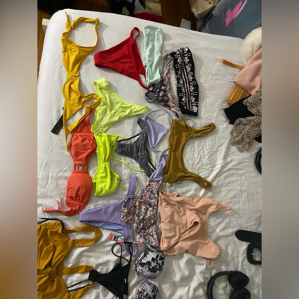 Bundle of women’s clothes xs-small bikini, Zara jeans, shorts, dresses Marciano